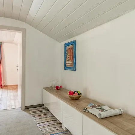 Rebenhaus *